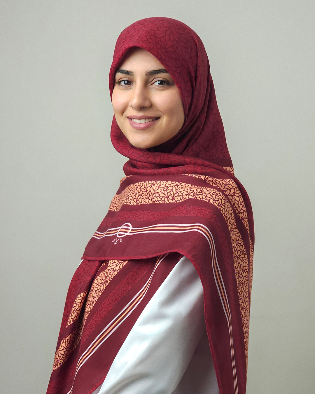 روسری تسنیم زرشکی